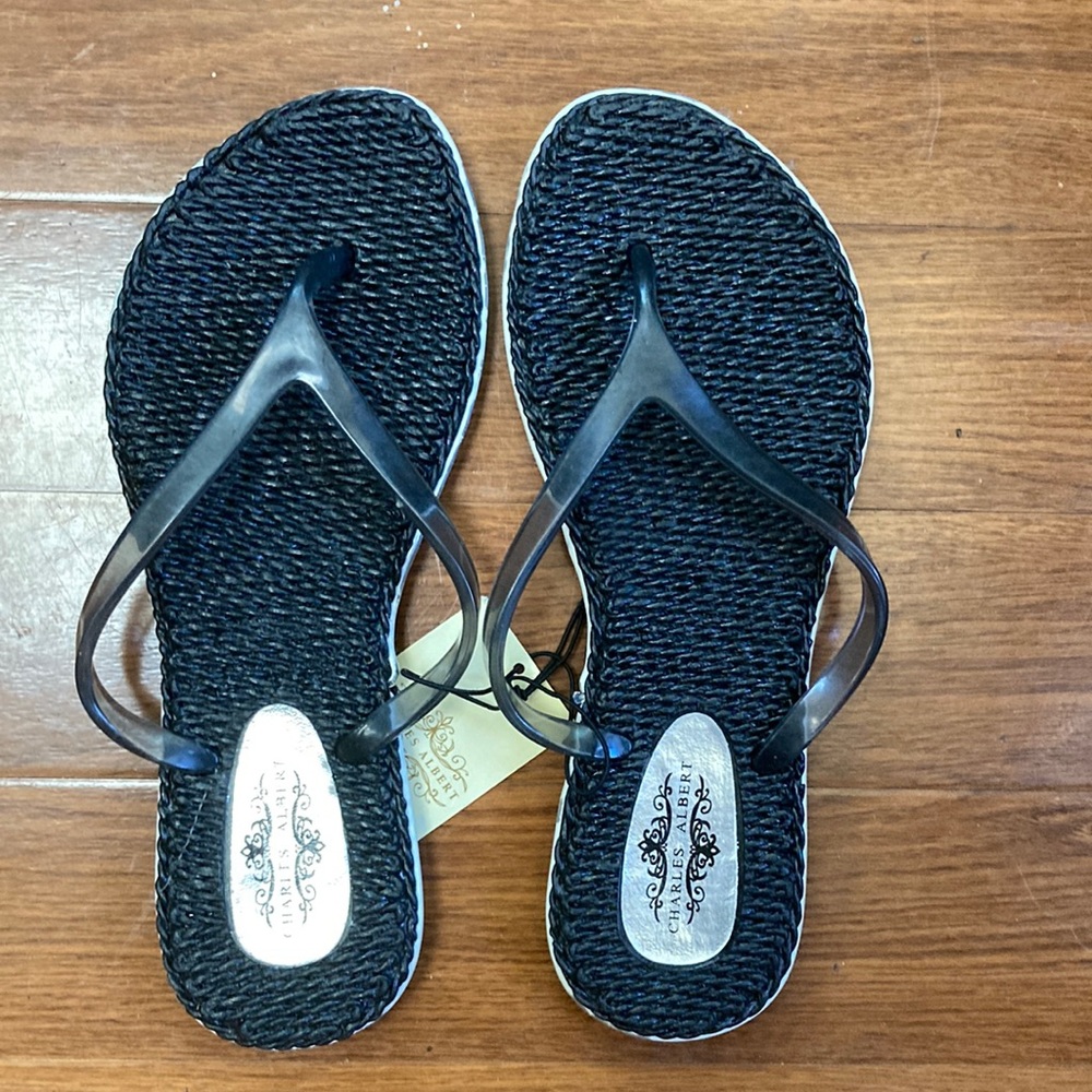 Womens Flip Flops BRAND NEW